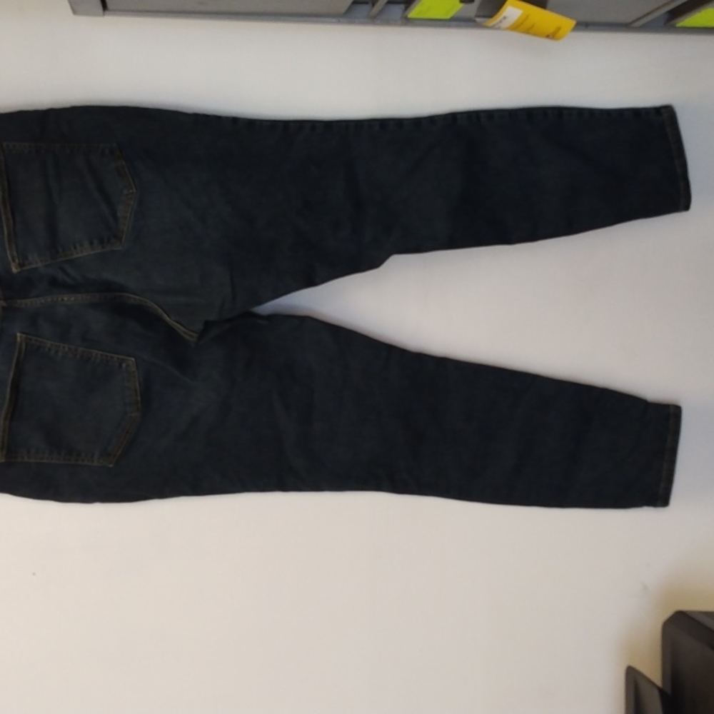 Universal Thread ladies size 14/32R jeans, - Picture 6 of 8